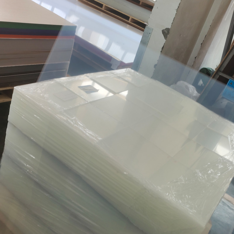 1220 * 2440mm PMMA đúc Clear Acrylic Sheet Màu tùy chỉnh 20mm 15m