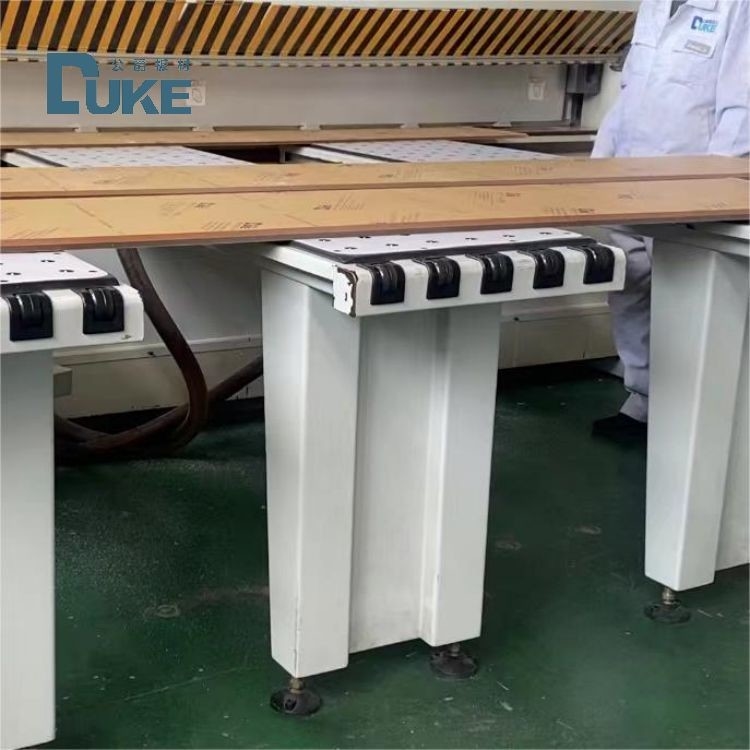 Phòng chống vàng tùy chỉnh Clear Acrylic Bảng dày PMMA Panel cho cửa sổ ngoài trời CNC cắt 10mm