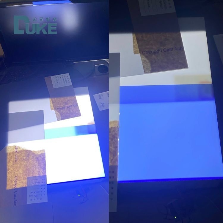 Duke Blue And White Day& Night Acrylic Sheet Cho Khóa đèn LED Quảng cáo hiển thị