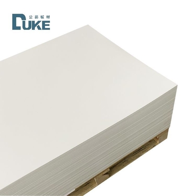 Bảng Perspex màu trắng mỡ bóng mượt có chất lượng vệ sinh